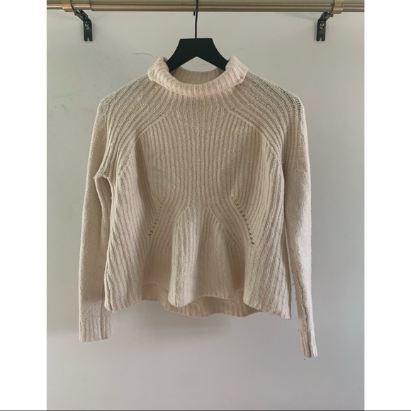 White knitted cropped sweater - Picture 1 of 1